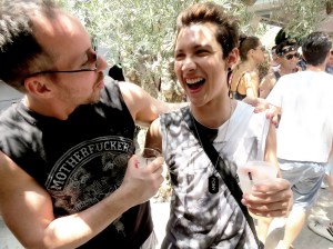 I have no idea who this dude is but I loved his shirt. lol